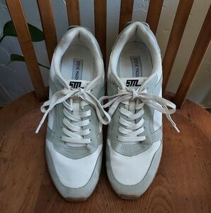 Steve Madden White and Gray Sneakers